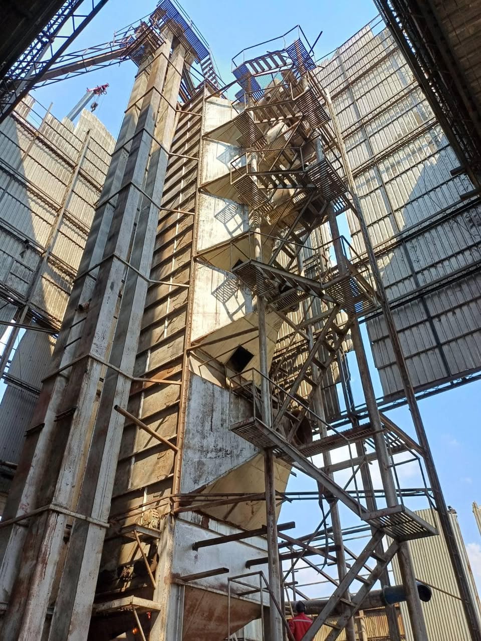 66 - https://พลอยไพลินรักขยะ.com | พลอยไพลินรักขยะ - เราคือผู้เชี่ยวชาญด้านการรับประมูลและรับซื้อของเก่าครบวงจร ตั้งแต่โรงงานอุตสาหกรรมขนาดใหญ่ไปจนถึงของใช้ในครัวเรือน ด้วยทีมงานมืออาชีพ จ่ายเงินสดถึงที่ และให้ราคาดีที่สุด